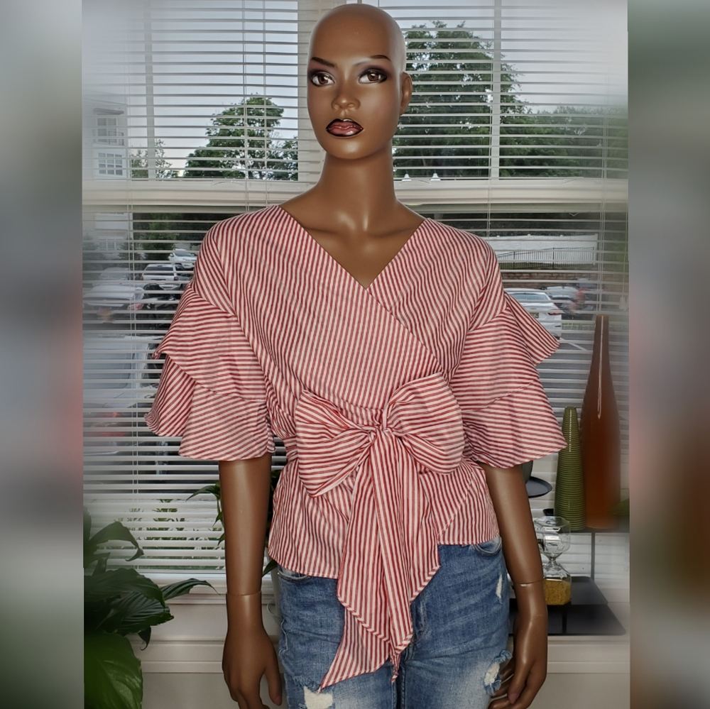 💋Kilky Red & White Candy Striped Wrap Top💋